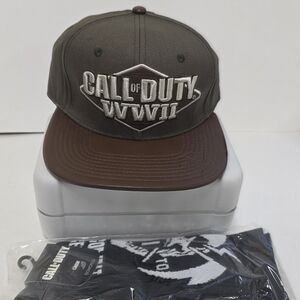 Call of Duty WWII COD Subdued Snapback Hat Cap Bundle (With 1 Pair of Socks)